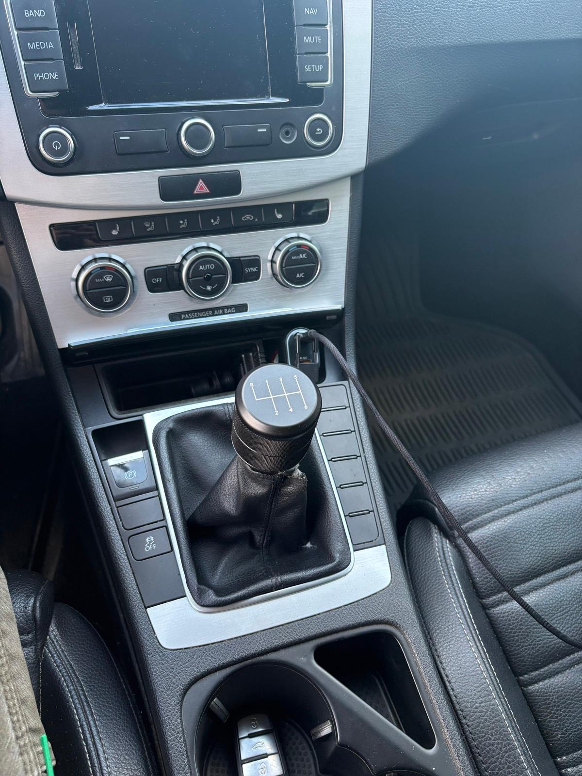 New Shift Knob — photo 1
