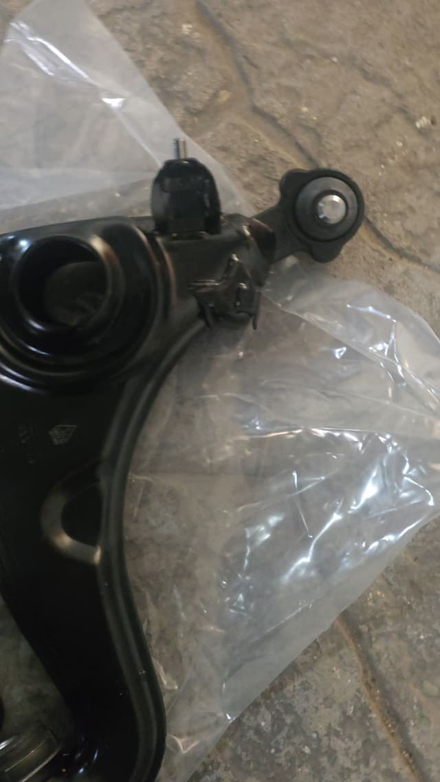 Front Lower Control Arms installed — photo 2